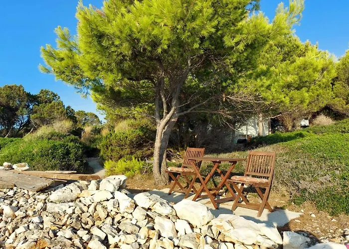 펜션 Secluded Fisherman's Krknata, Dugi Otok - 8150 *