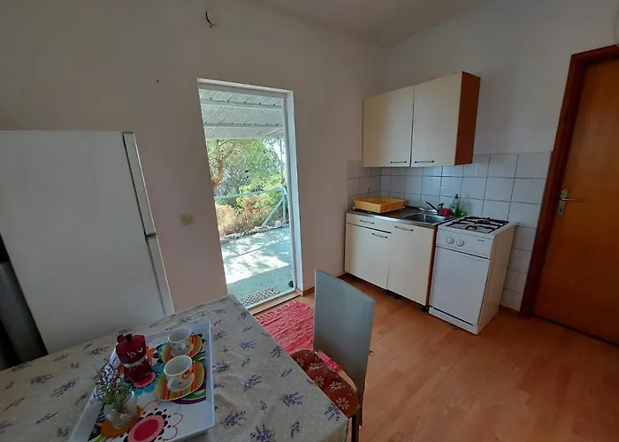 別荘 Secluded Fisherman's Krknata, Dugi Otok - 8150 *